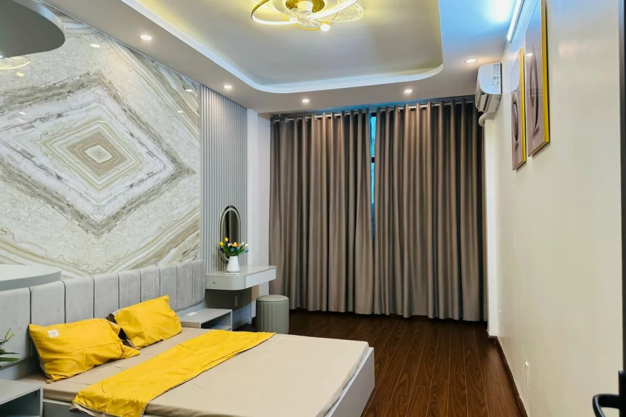 NHÀ ĐẸP TRUNG TÂM QUẬN HAI À TRƯNG - CƠ HỘI VÀNG! 32M2 X 4 TẦNG - HƠN 5 TỶ