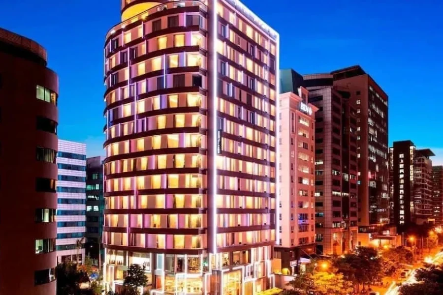 CƠ HỘI ĐẦU TƯ VÀNG: CHUYỂN NHƯỢNG KHÁCH SẠN NOVOTEL SUITES CẦU GIẤY - ĐẲNG CẤP 4 SAO TẠI HÀ NỘI